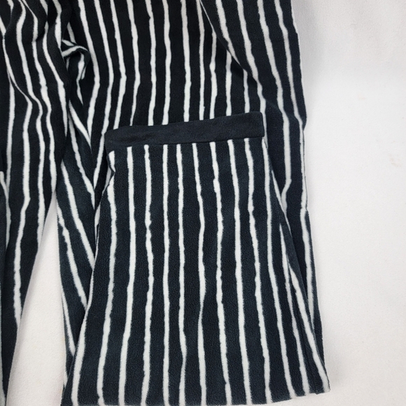 Disney The Nightmare Before Christmas one piece union jack fleece outfit - Picture 3 of 6